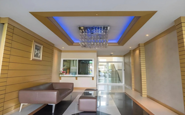 Sansuk Apartment