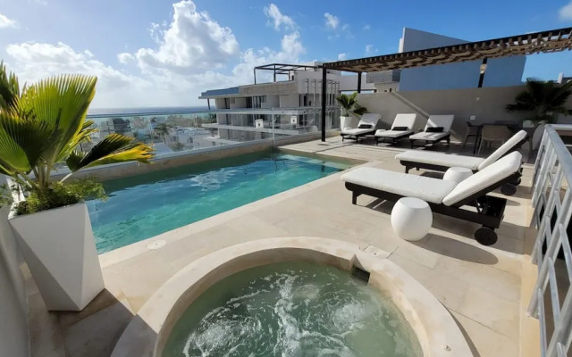 MOB 205 by Riviera Rentals