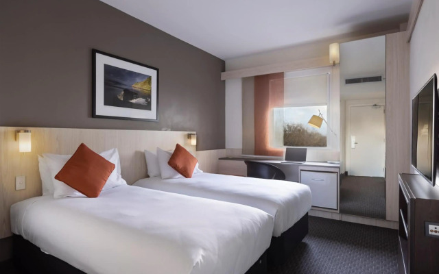 ibis Auckland Ellerslie
