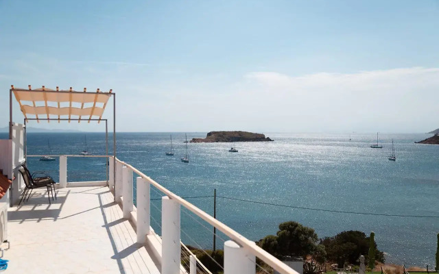 Poseidon Apartments & Villas By The Sea