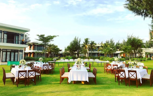 Saint Simeon Resort & Spa