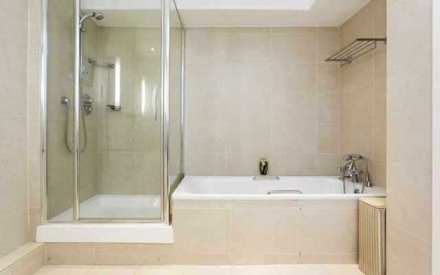 Veeve - Sloane Square Comfort