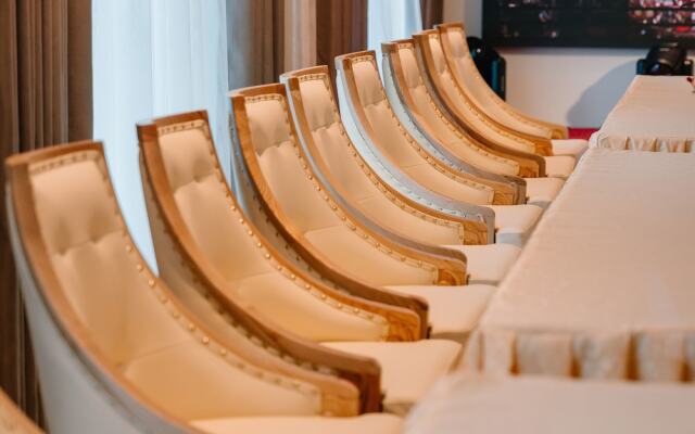 Diamond Hotel