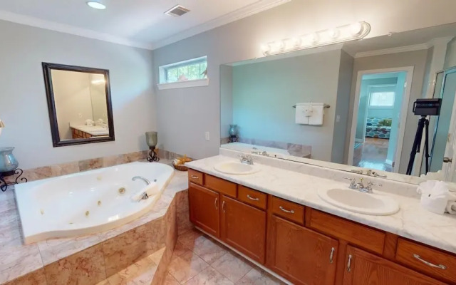 210 Eagles Nest Lane