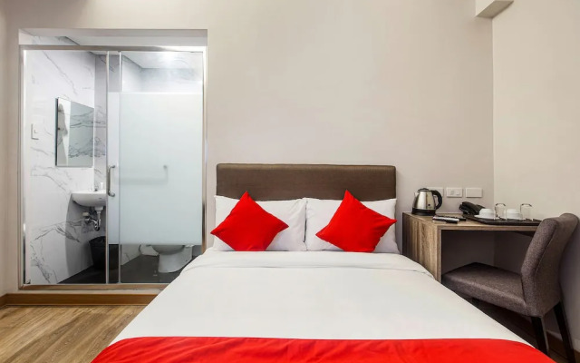 Oyo 241 Airo Hotel