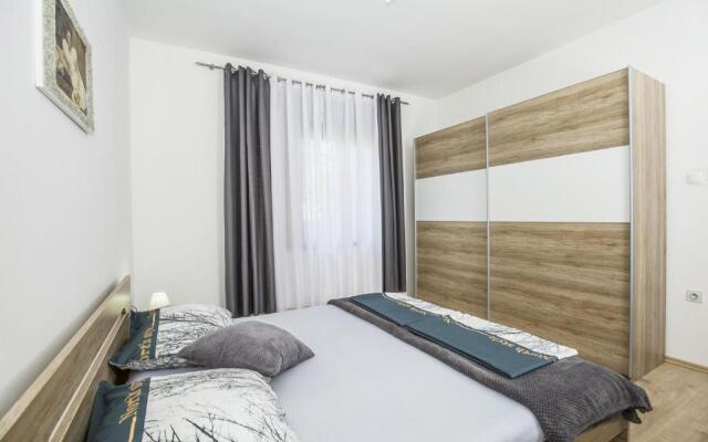 Apartment Josipa 4209