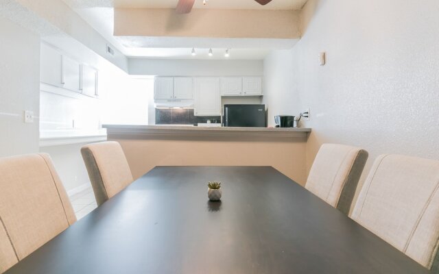 The Economy Suites of East Austin