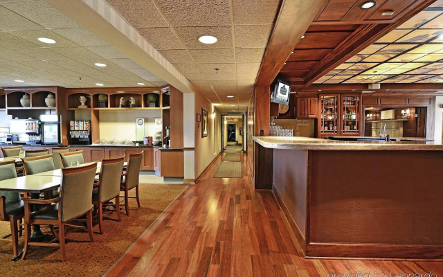 Holiday Inn : Bloomington W MSP Airport Area by IHG