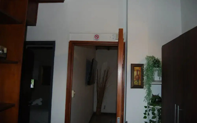 Cosmo Mendoza Suites