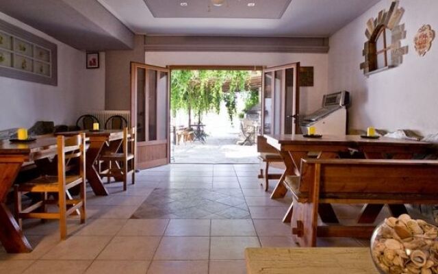Seranides Boutique Hotel
