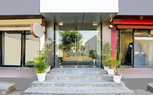 Stylish Stays Near Isbt Dehradun