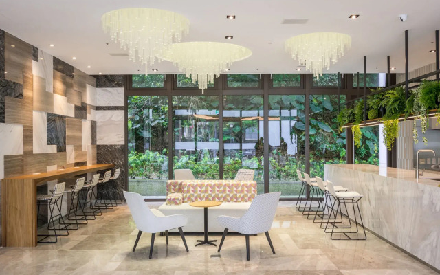 Green World NanGang Hotel