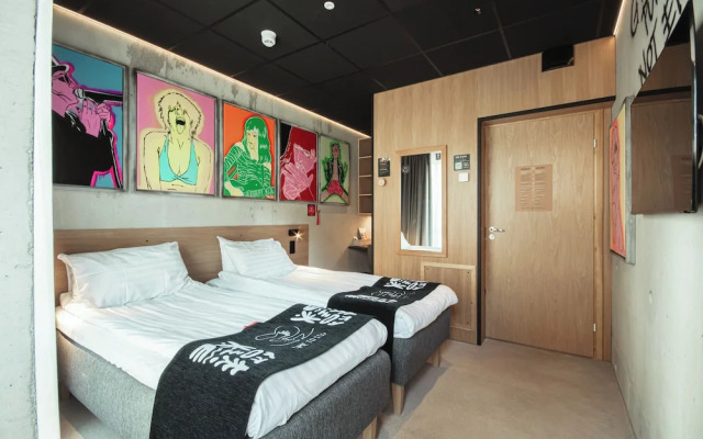 Time Hotel