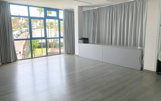 Aparthotel Costa Volcan & Spa