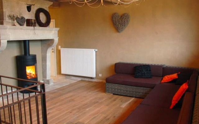 Spacious Holiday Home in Marche-en-famenne With Pool