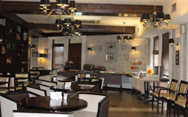 Piazza Boutique Hotel