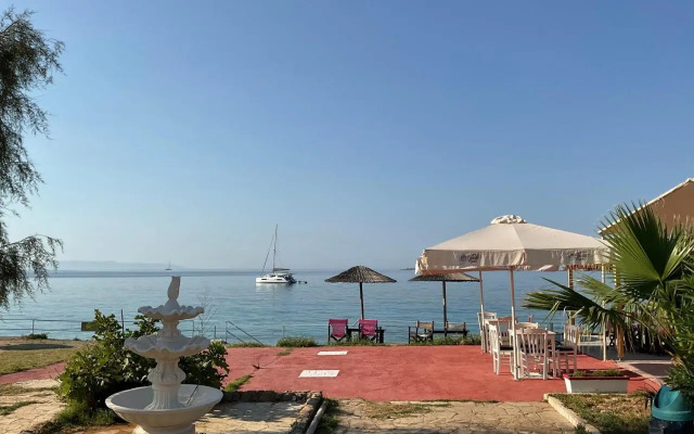 Kefalonia Beach Hotel & Bungalows