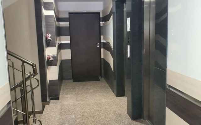 Boutique Apartment with Free Parking