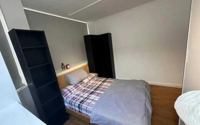 Charming Studio in Bond Street