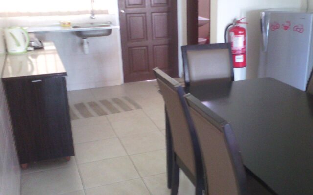 Laksamana Townlodge
