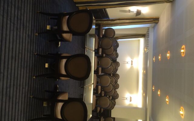 Best Western Plus Le Moderne