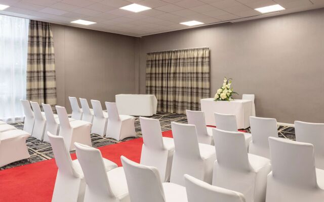Novotel Newcastle Airport