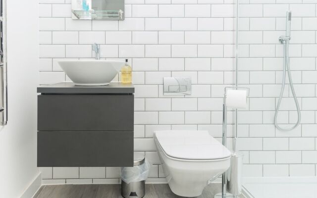 Chic & Newly Refurbished Townhouse in Bath