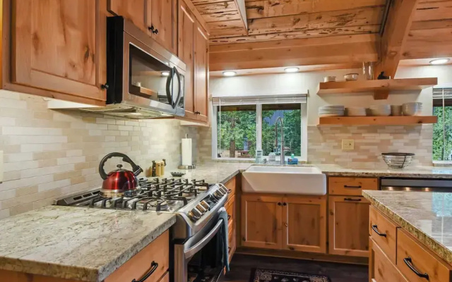 West Shore Haven Near Beach & Outdoor Fun!