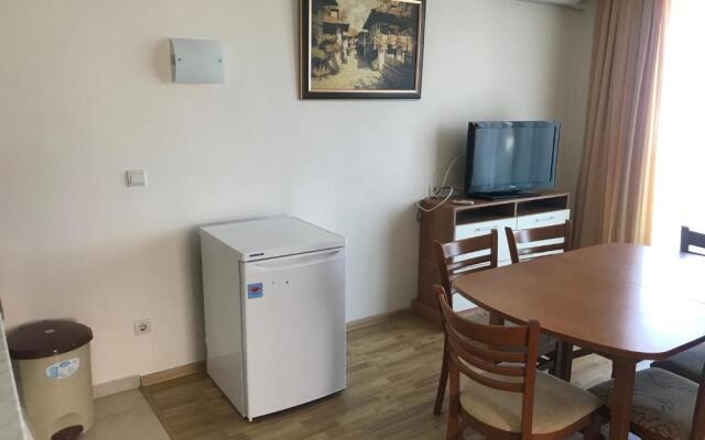 Lozenetz Beach Apartments