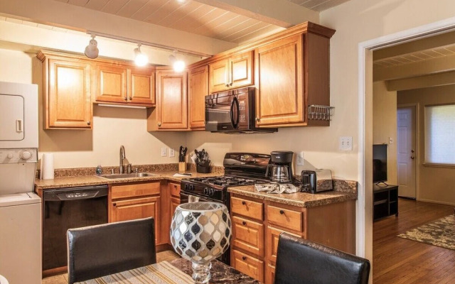 Cozy Richmond Two Bedroom