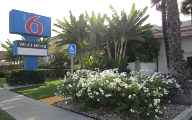 Motel 6 Anaheim, CA