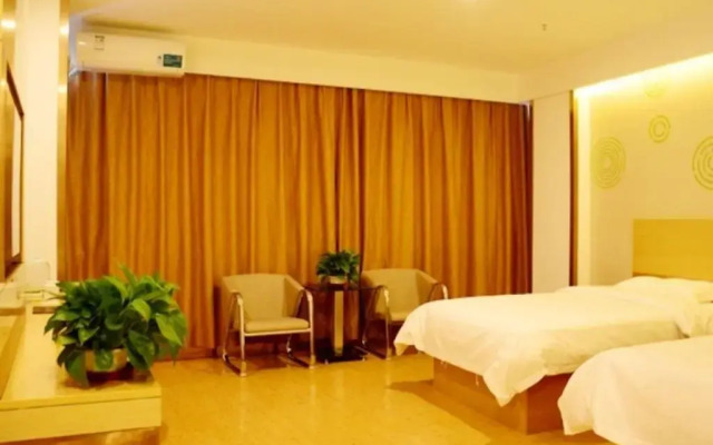 GreenTree Inn Taiyuan Wanbailin District West Bua Station Express Hotel