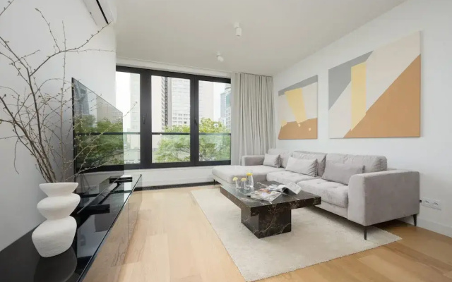 Luxurious Warsaw by Renters Prestige