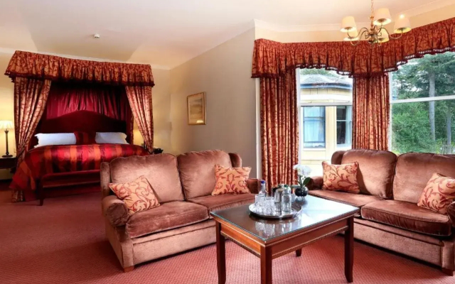 Macdonald Norwood Hall Hotel