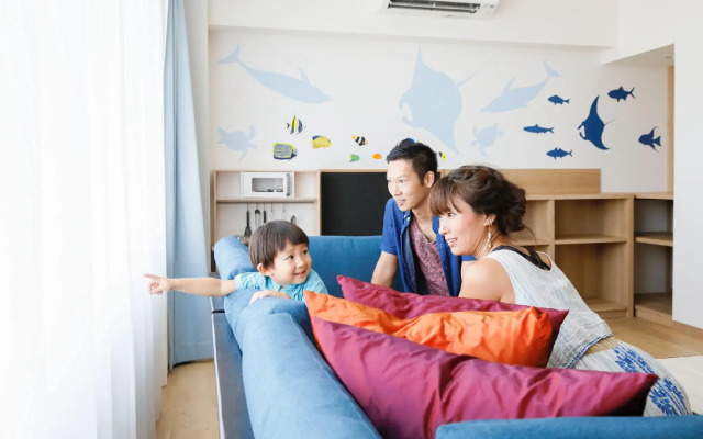 Hotel Breezebay Marina