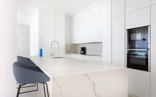Crystal I Luxury Apartments