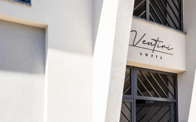 Ventiri Lofts - Luxury Duplex w Private Garden