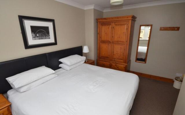 Plawsworth Aparthotel