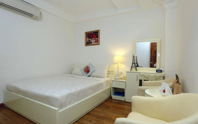 Thanh Long Hotel