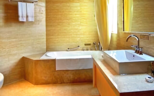 Parliz Commer Hotel