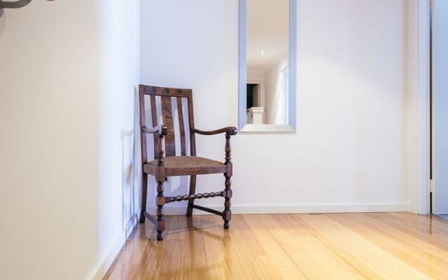 Wray Apartment
