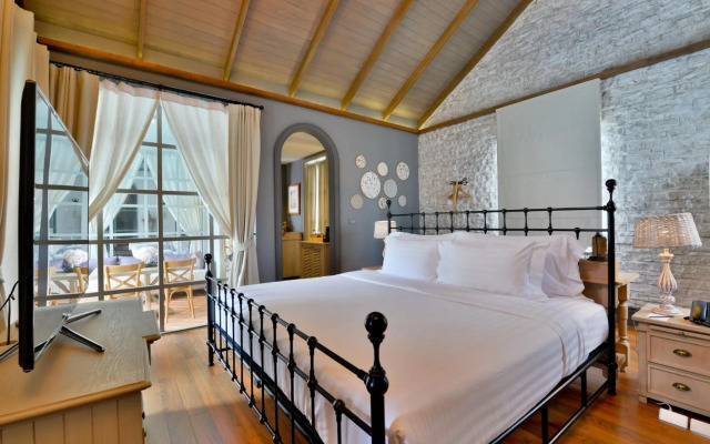 Thames Valley Khao Yai