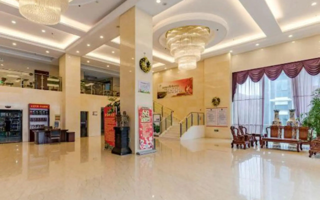 S.devons International Hotel
