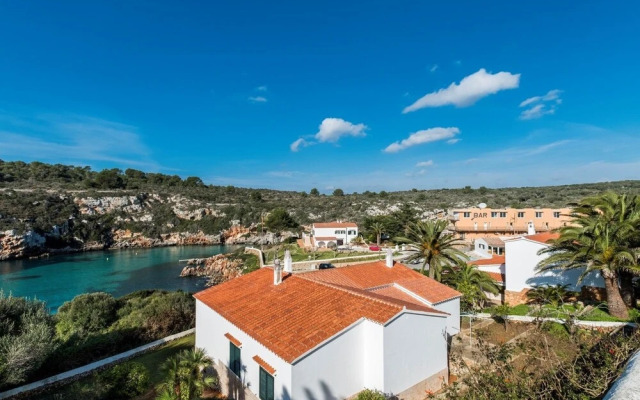 Apartamentos Playa de Canutells