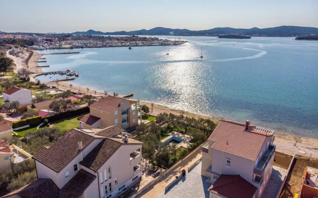 Apartments Villa Marija II on the beach