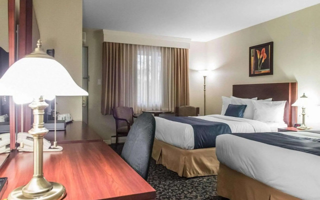 Quality Inn Mont-Laurier