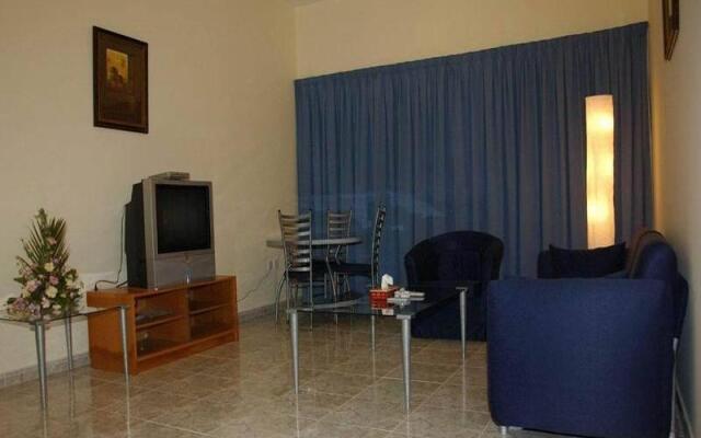 Ramee Guestline Hotel Apartments 1