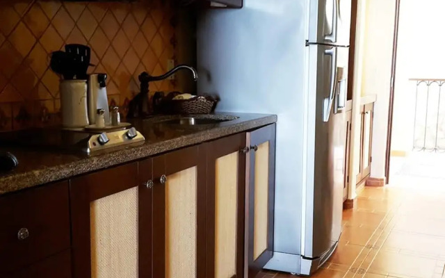 Charming 1BR With Ocean View in Cabo San Lucas