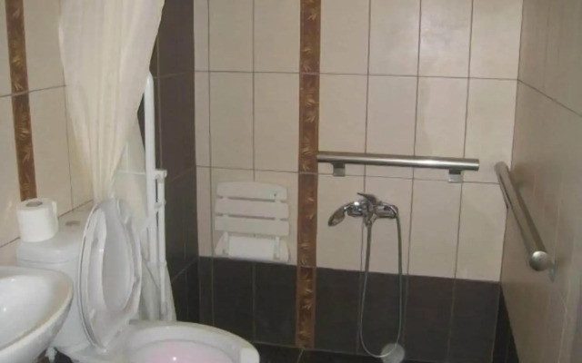 9 Queens Spa Hotel