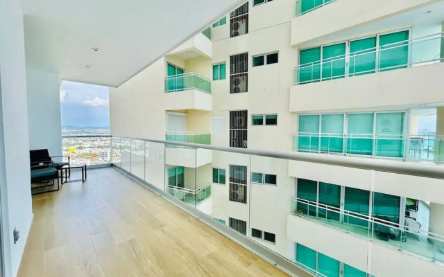 Torre Eleve Apartments